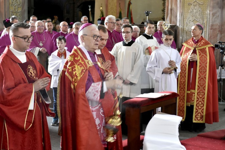 Odpust św. Stanisława, biskupa i męczennika, w diecezji świdnickiej