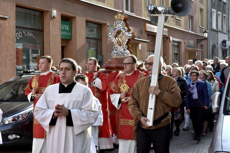 Odpust św. Stanisława, biskupa i męczennika, w diecezji świdnickiej