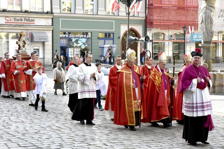 Odpust św. Stanisława, biskupa i męczennika, w diecezji świdnickiej