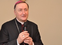 Bp Andrzej Jeż.