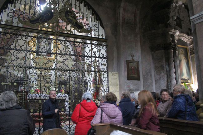 Z Klimontowa na Jasną Górą