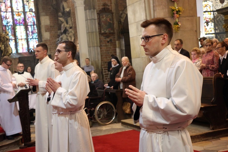 Święcenia diakonatu 2019 w archikatedrze wrocławskiej