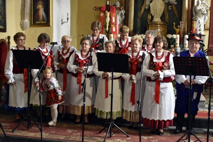 Festiwal pieśni religijnych poświęcony Janowi Pawłowi II
