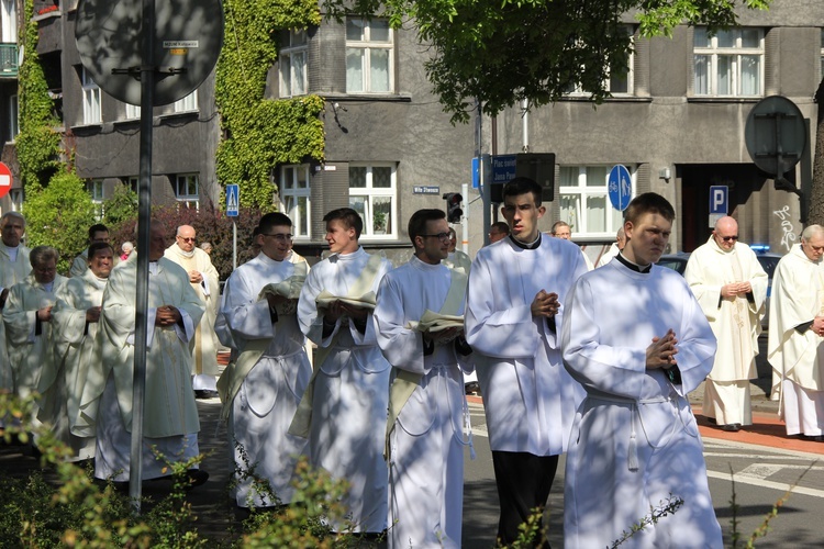 Święcenia prezbiteratu w Katowicach