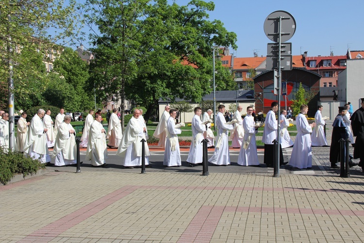 Święcenia prezbiteratu w Katowicach