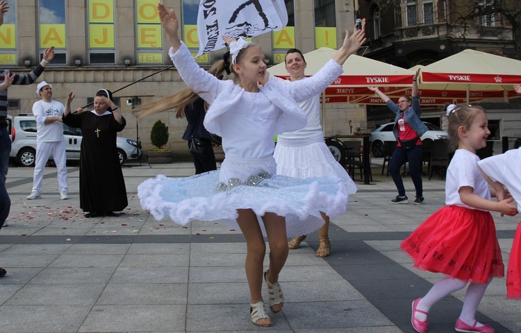 "Cała Polska tańczy dla JP2" - Bielsko-Biała 2019