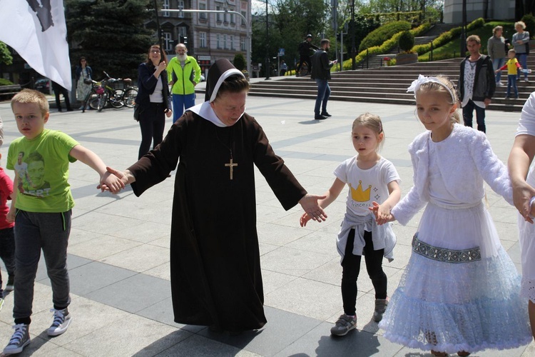 "Cała Polska tańczy dla JP2" - Bielsko-Biała 2019