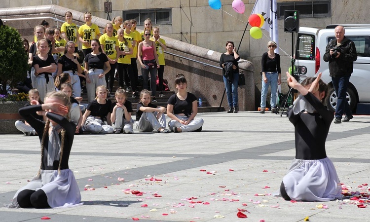 "Cała Polska tańczy dla JP2" - Bielsko-Biała 2019