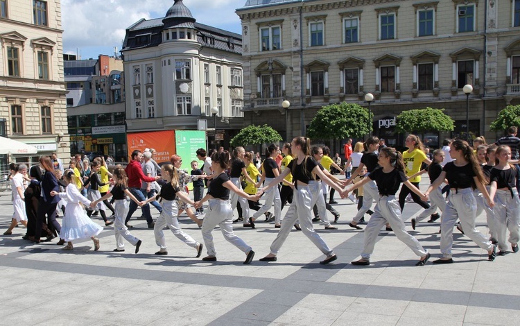 "Cała Polska tańczy dla JP2" - Bielsko-Biała 2019