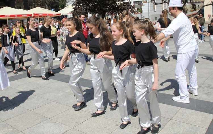 "Cała Polska tańczy dla JP2" - Bielsko-Biała 2019