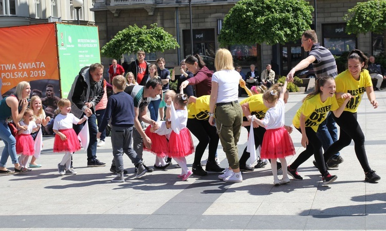 "Cała Polska tańczy dla JP2" - Bielsko-Biała 2019