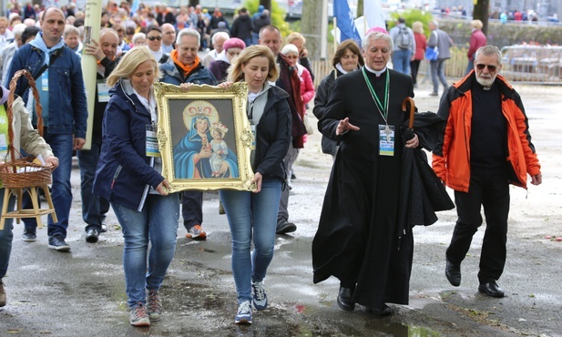 Żegnaj, Piękna Pani z Lourdes 