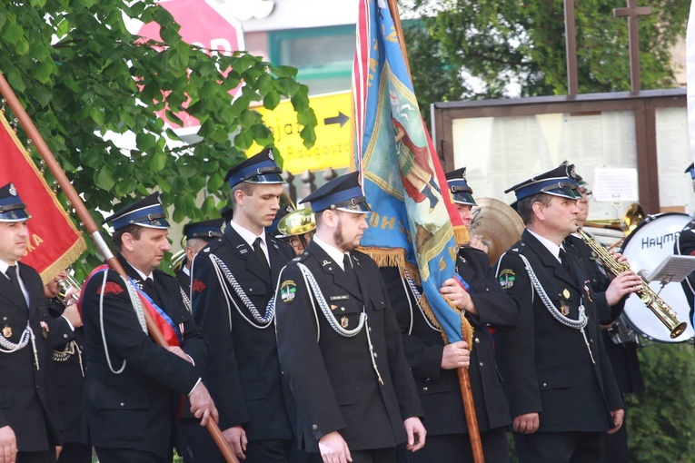 Powiatowe Święto Strażaków w Szczucinie