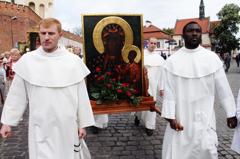 Procesja z Wawelu na Skałkę 2019