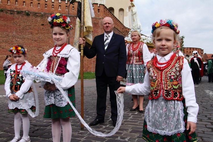 Procesja z Wawelu na Skałkę 2019