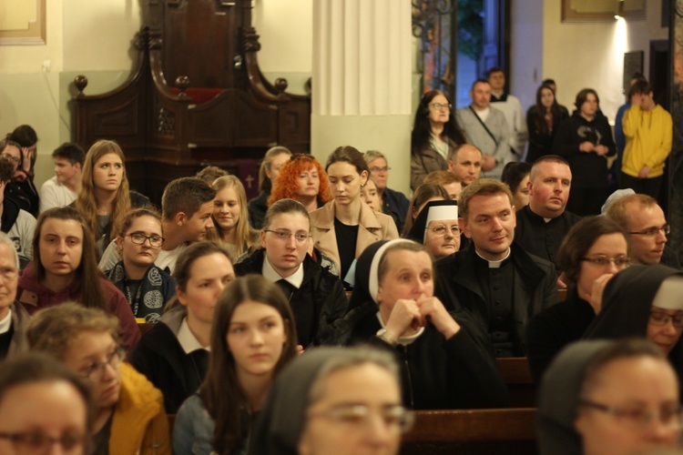 XV Diecezjalne czuwanie młodzieży w intencji powołań