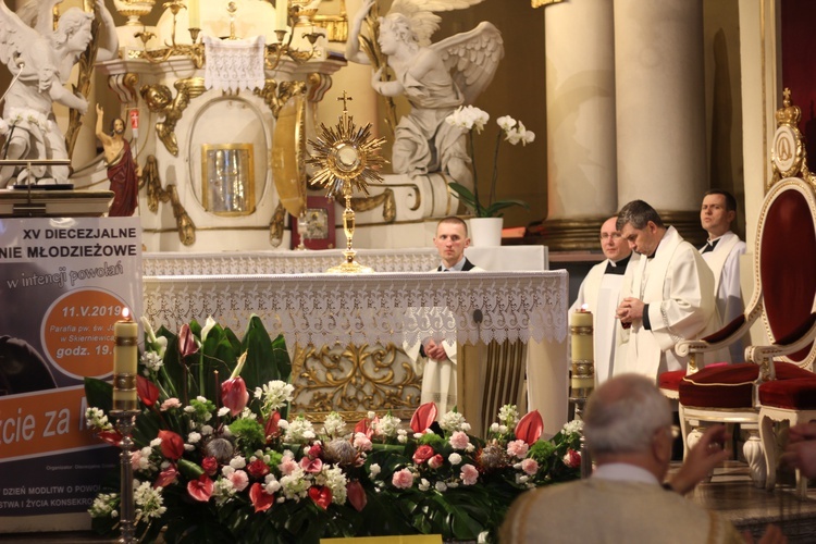 XV Diecezjalne czuwanie młodzieży w intencji powołań