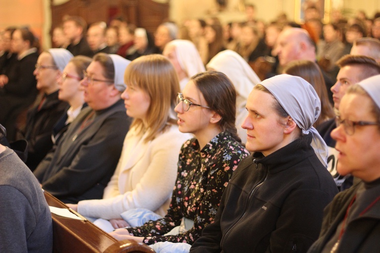 XV Diecezjalne czuwanie młodzieży w intencji powołań