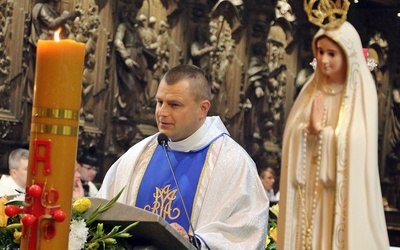 Wrocławianie oddają cześć Matce Bożej Fatimskiej