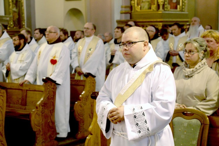 Święcenia i prymicje w kłodzkiej parafii - cz. 02