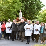 Procesja ku czci Matki Bożej Fatimskiej w Miliczu 