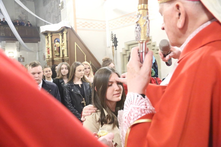 Bierzmowanie w Dębnie