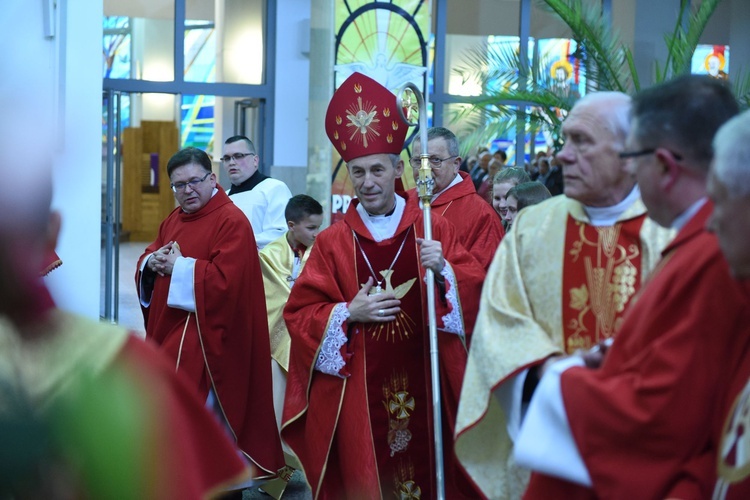 Bierzmowanie w Łękach Górnych