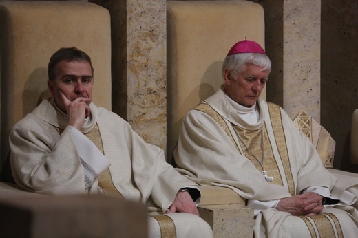 Eucharystia w intencji bp. Adama Wodarczyka i rocznika święceń 1994
