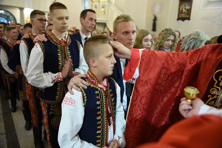 Bierzmowanie w Podegrodziu