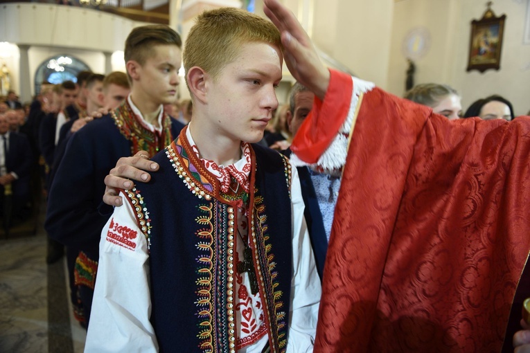 Bierzmowanie w Podegrodziu
