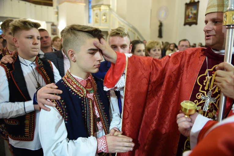 Bierzmowanie w Podegrodziu
