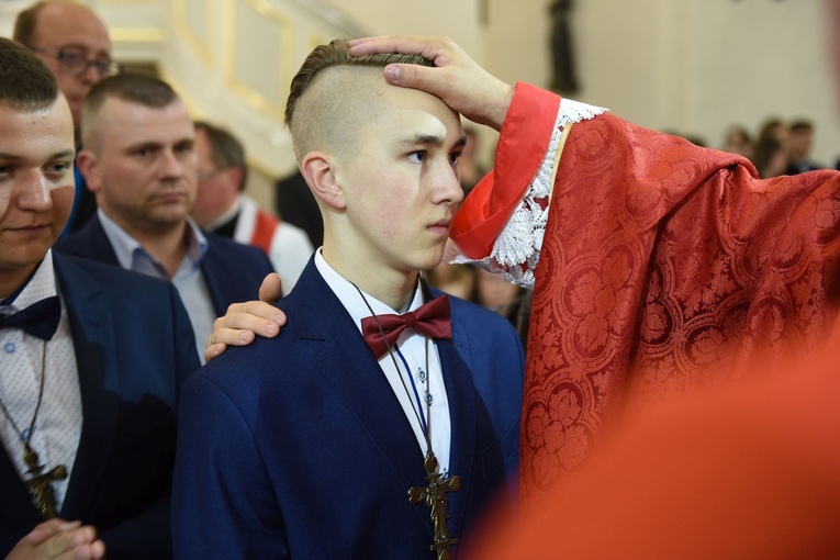 Bierzmowanie w Podegrodziu