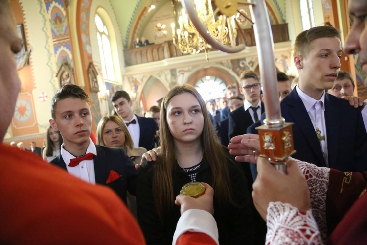 Bierzmowanie w Biegonicach