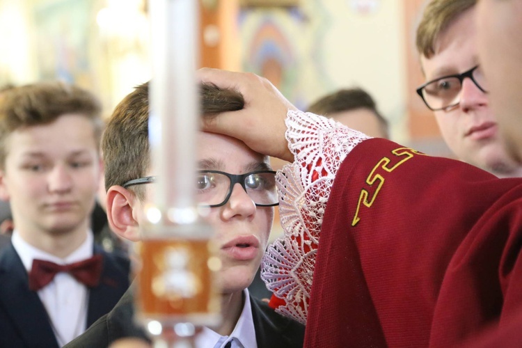 Bierzmowanie w Biegonicach