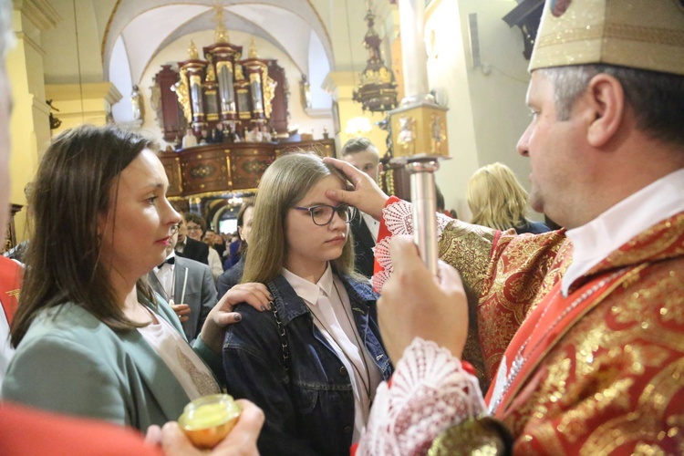 Bierzmowanie w Starym Sączu