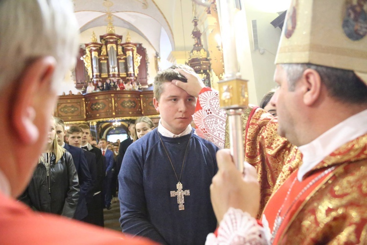 Bierzmowanie w Starym Sączu