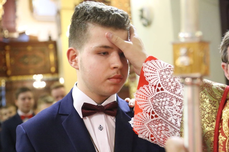 Bierzmowanie w Starym Sączu