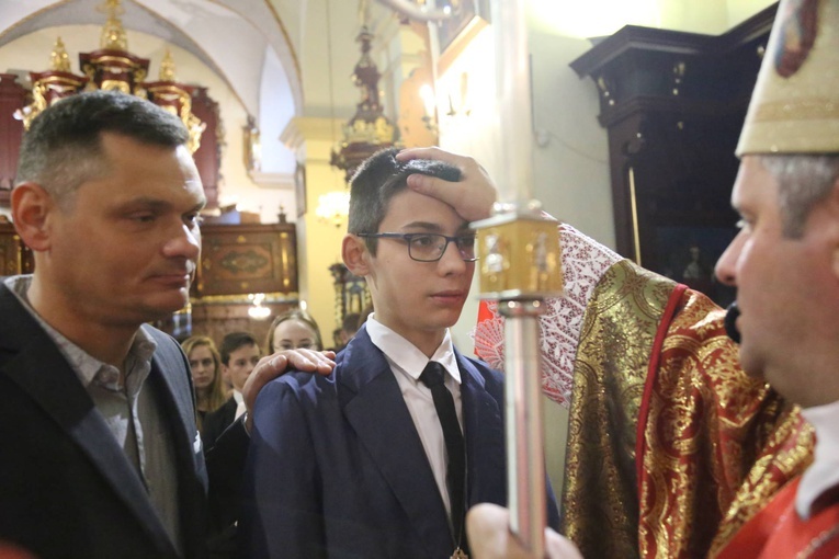 Bierzmowanie w Starym Sączu