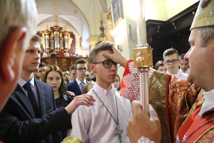 Bierzmowanie w Starym Sączu