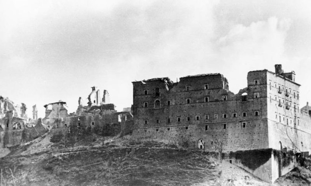 75 lat temu 2. Korpus Polski gen. Władysława Andersa zdobył wzgórze Monte Cassino