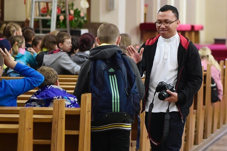 Pieniężno. VI Konkurs Plastyczny "Gdy myślę misje"