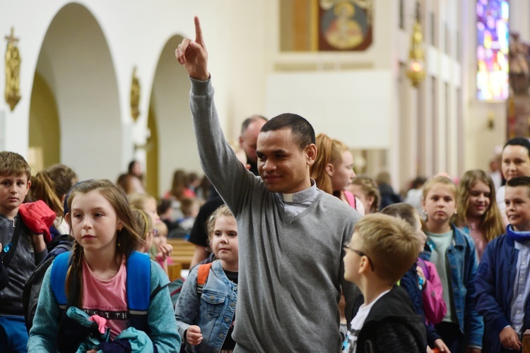 Pieniężno. VI Konkurs Plastyczny "Gdy myślę misje"