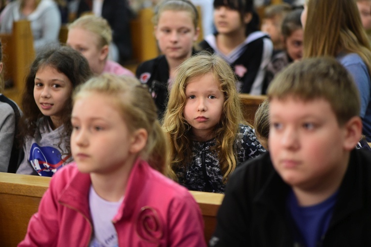 Pieniężno. VI Konkurs Plastyczny "Gdy myślę misje"