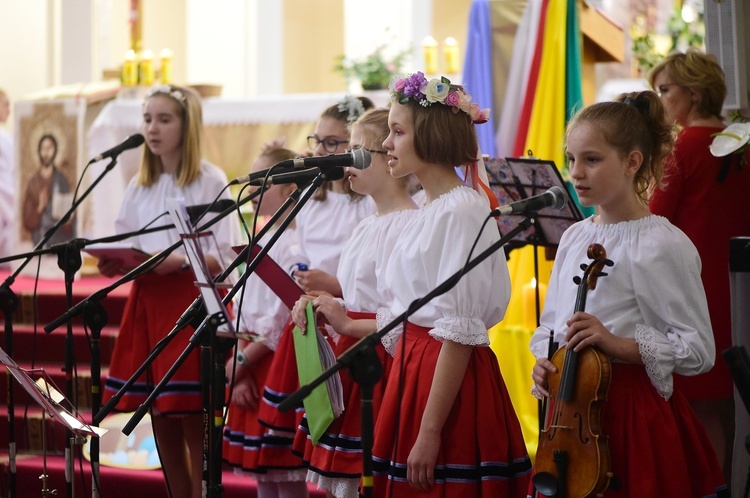 Pieniężno. VI Konkurs Plastyczny "Gdy myślę misje"