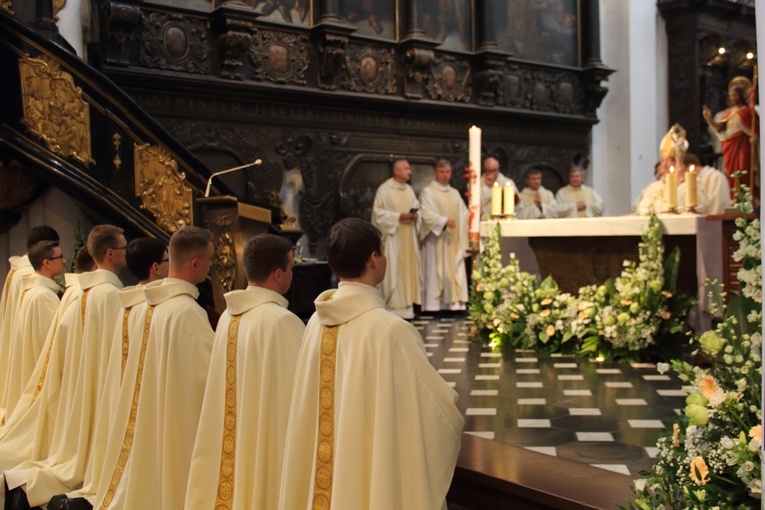 Święcenia prezbiterów w archikatedrze oliwskiej
