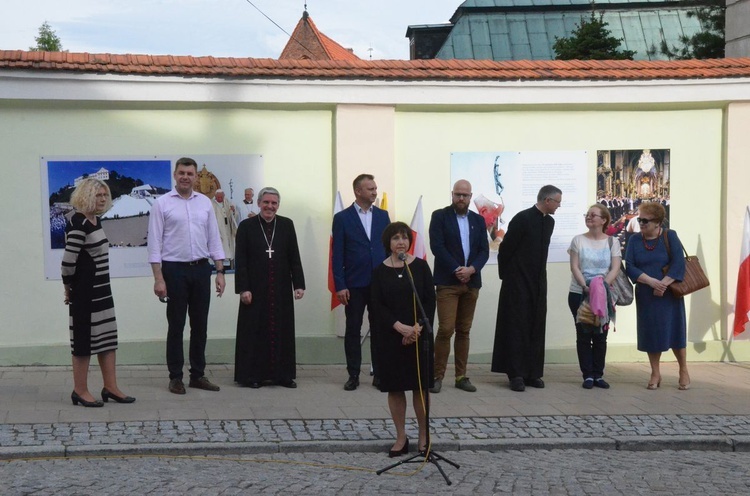 Papieska wystawa w Sandomierzu