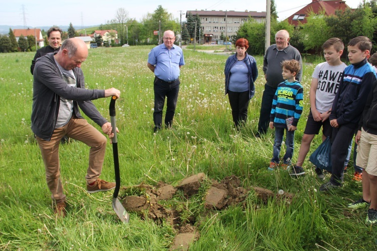 Rozpoczęcie budowy nowego kościoła w Nowym Sączu