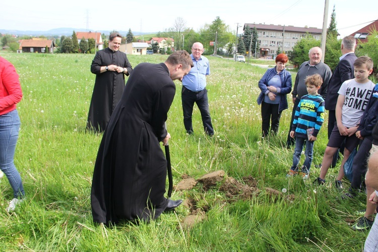 Rozpoczęcie budowy nowego kościoła w Nowym Sączu