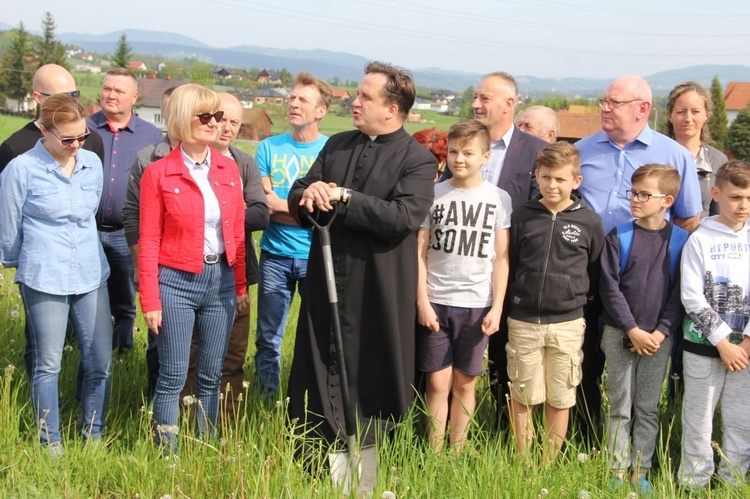 Rozpoczęcie budowy nowego kościoła w Nowym Sączu