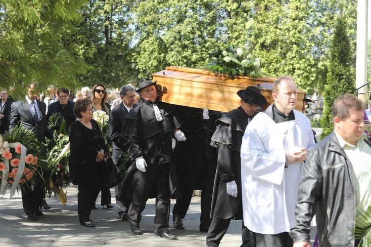 Ostatnie pożegnanie śp. Heleny Wesołowskiej z Andrychowa